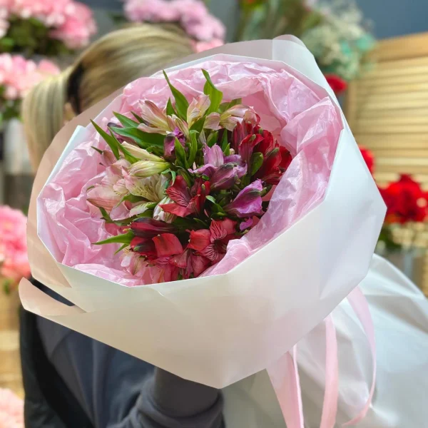 Букет из Альстромерий